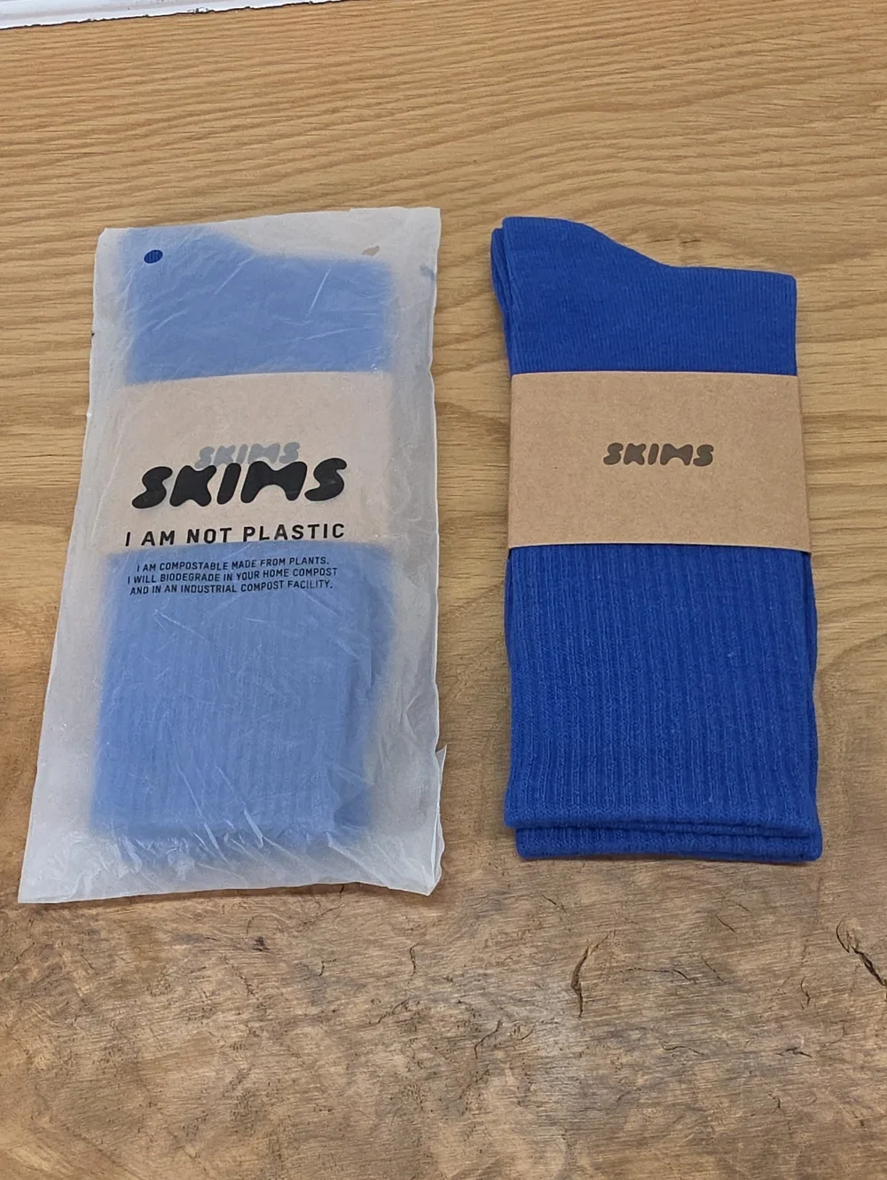SKIMS 2 Ribbed Crew Socks in Cobalt Blue Size M